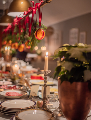 Adventfrukost uppdukat på Fågelbro Säteri