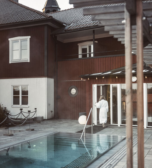 Utomhuspool på Fågelbro Säteri
