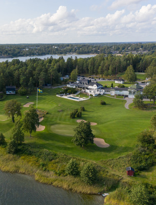 Golfbana nära havet på Värmdö